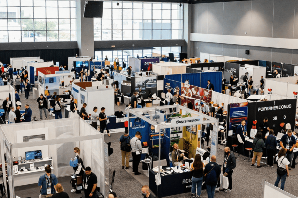 magnific_large-convention-hall-pac_ubYF47aQLD